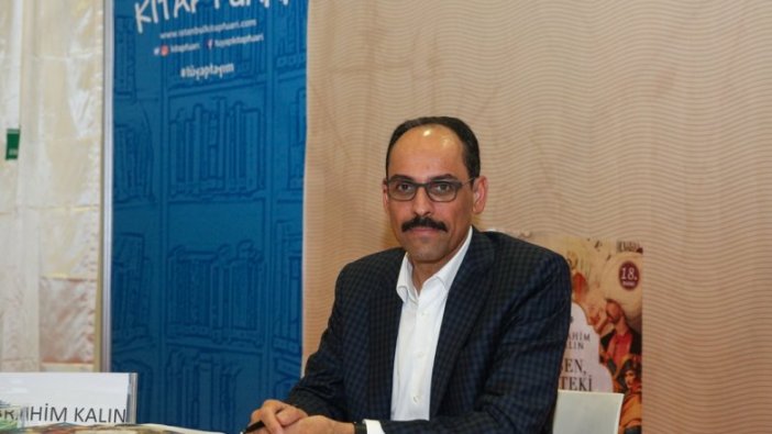 İbrahim Kalın TÜYAP'ta kitaplarını imzaladı