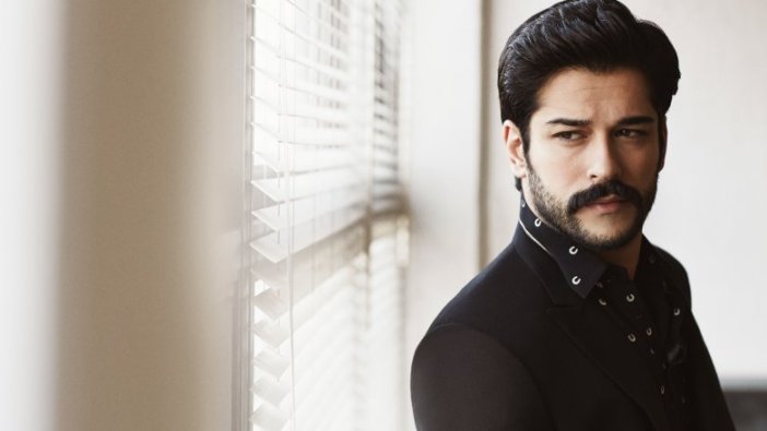 Burak Özçivit'in kız kardeşi ile benzerliği dikkat çekti