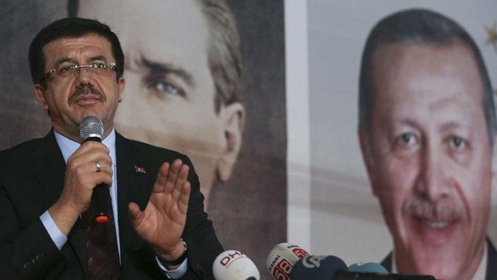 Bu tiyatro Türkiye'ye karşı oynanan bir oyundur