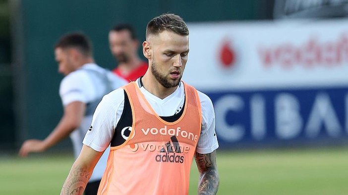 Beşiktaş Milosevic'le yollarını ayırdı