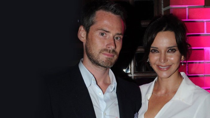 Hande Ataizi'ni küplere bindirecek gelişme!