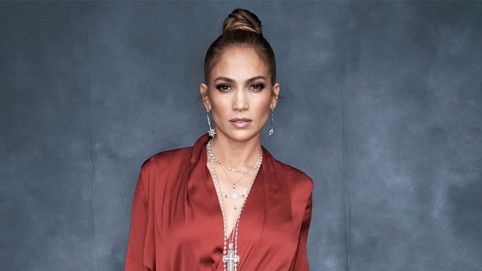 Jennifer Lopez fiziğiyle görenleri mest etti