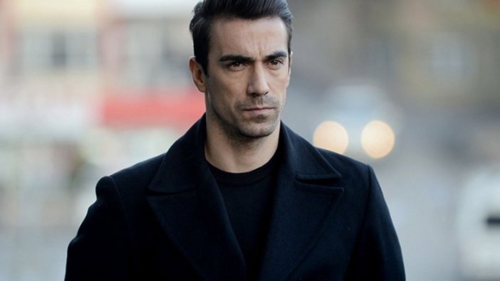 İbrahim Çelikkol ailesiyle birlikte kış tatilinde