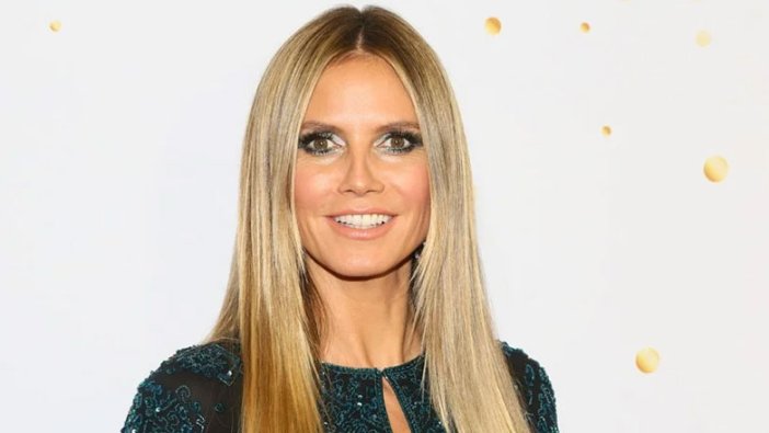 Heidi Klum, çırılçıplak pozuyla sosyal medyayı salladı