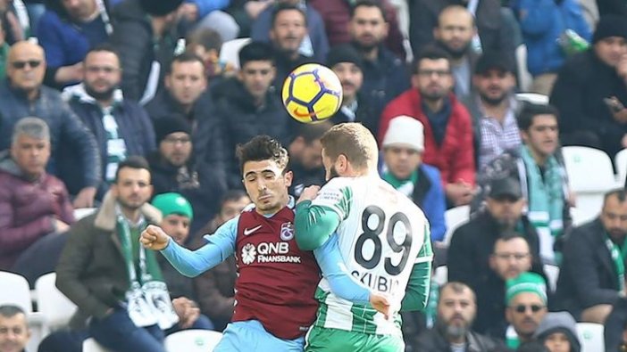 Konyaspor sahasında Trabzonspor ile 2-2 berabere kaldı