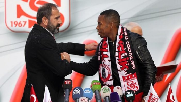 Robinho resmen Sivasspor'da