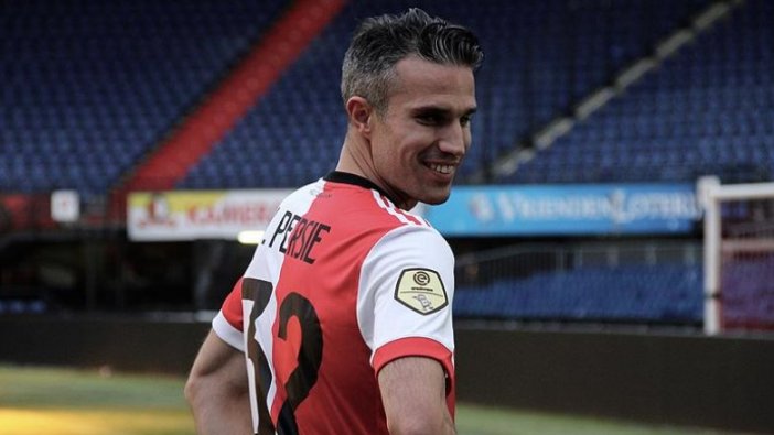 Hollanda, Van Persie'yi bağrına bastı