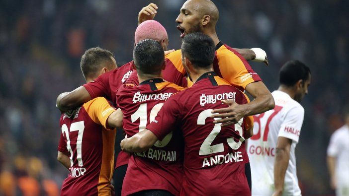 Galatasaray - Adana Demirspor hangi kanalda, saat kaçta? İşte Galatasaray'ın 11'i...