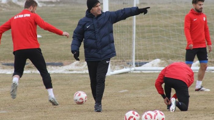 Beşiktaş'ın efsane futbolcusu Van'da şampiyonluk peşinde