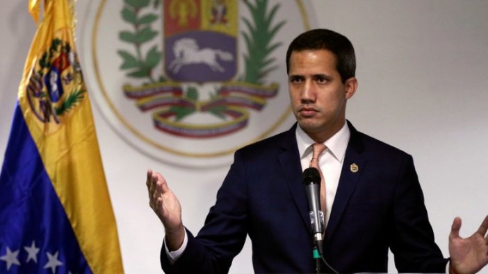 Guaido yasağa rağmen Kolombiya'ya gitti