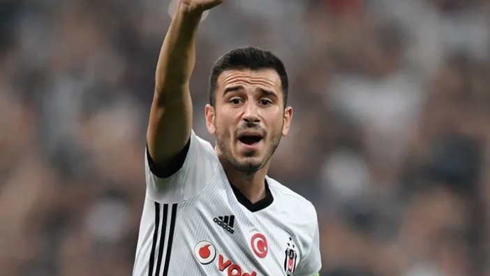 Oğuzhan Özyakup, kiralık olarak Feyenoord'da