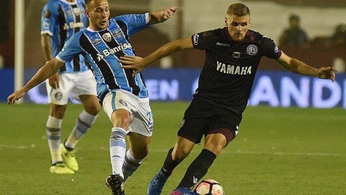 Barcelona ile Gremio Arthur için anlaştı