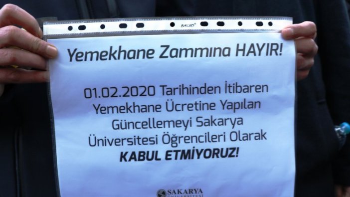 Sakarya'da öğrencilerden yemekhane zammına tepki