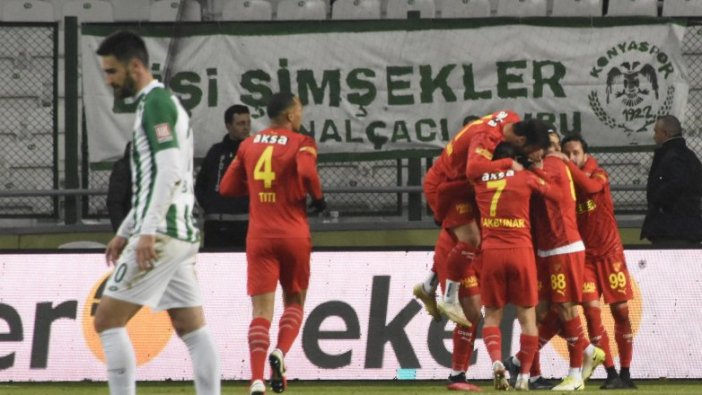 Konyaspor'un düşüşü sürüyor