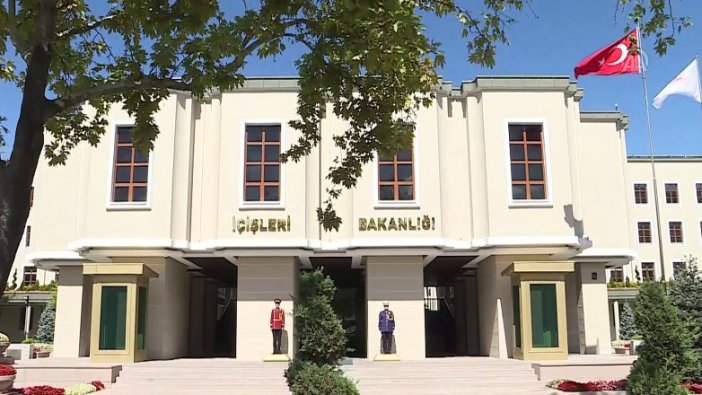 Bahoz Erdal kod adlı teröristin koruması teslim oldu