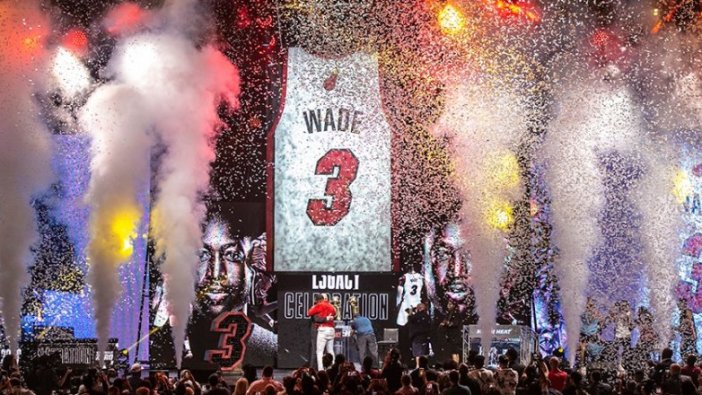 Miami'de Dwyane Wade'nin forması emekli edildi