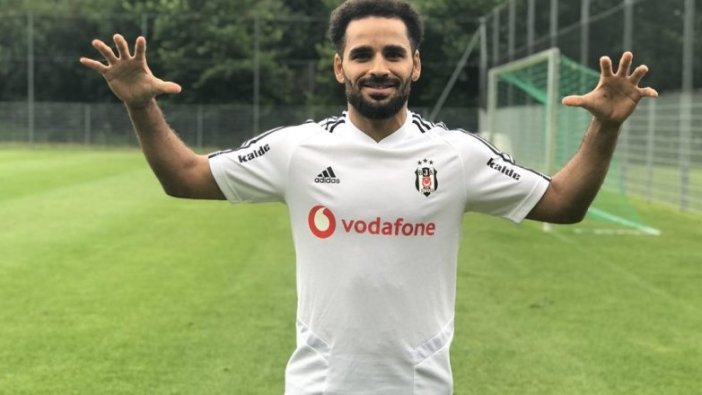 Beşiktaş'ta Douglas sezonu kapattı