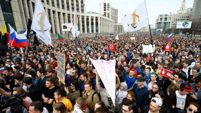 Moskova'da 'Telegram yasağı' protesto edildi