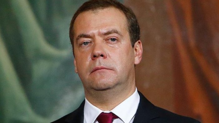 Rusya’da Başbakan Medvedev oldu