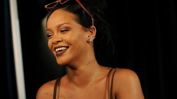 Rihanna'dan Koronavirüs'le mücadeleye 5 milyon dolar bağış