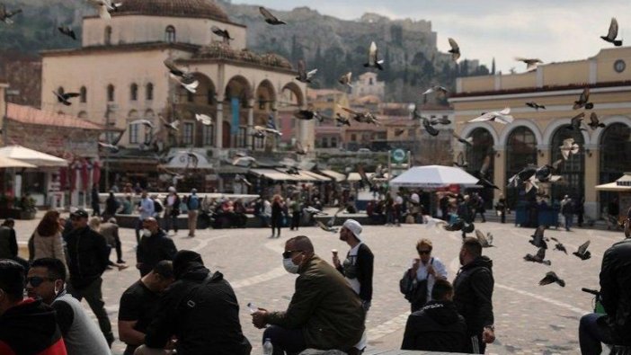 Yunanistan'da sokağa çıkma yasağı