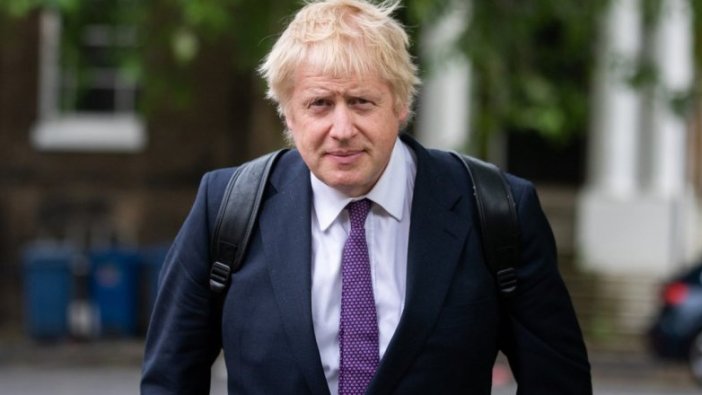 İngiltere Başbakanı Boris Johnson hastaneye kaldırıldı