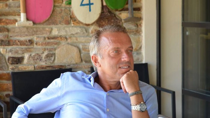 Cem Uzan'ın mutlu günü