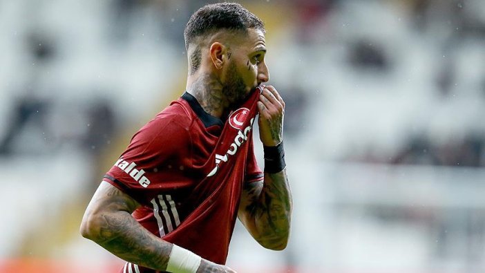 Quaresma'nın sözleşmesinin uzatıldığını açıkladı