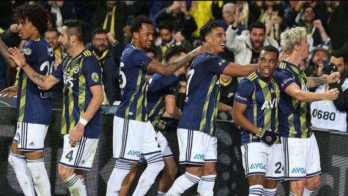 Fenerbahçe'de flaş ayrılık