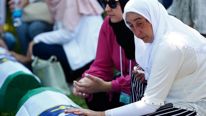 Srebrenitsa soykırımı üzerinden 23 yıl geçti