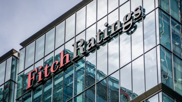 Fitch'ten Türkiye uyarısı: Bu yıl yüzde 3.9 küçülecek!