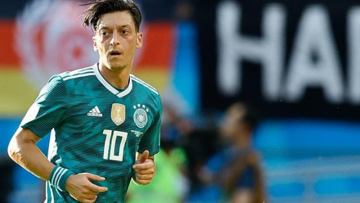 Mesut Özil'in kararı tartışma yarattı