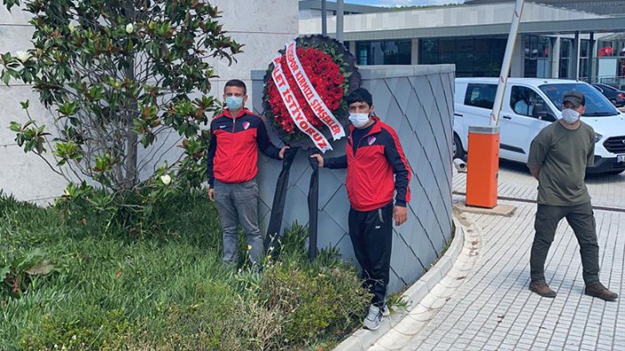 Düzcespor taraftarları TFF'yi protesto etti