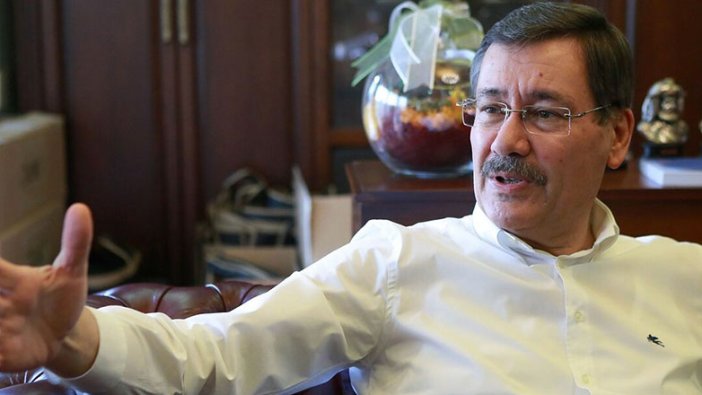 Melih Gökçek'ten o CHP'li isme sürpriz tebrik mesajı