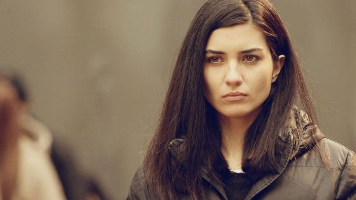 Tuba Büyüküstün iktidara yakın o gazeteye ateş püskürdü: 