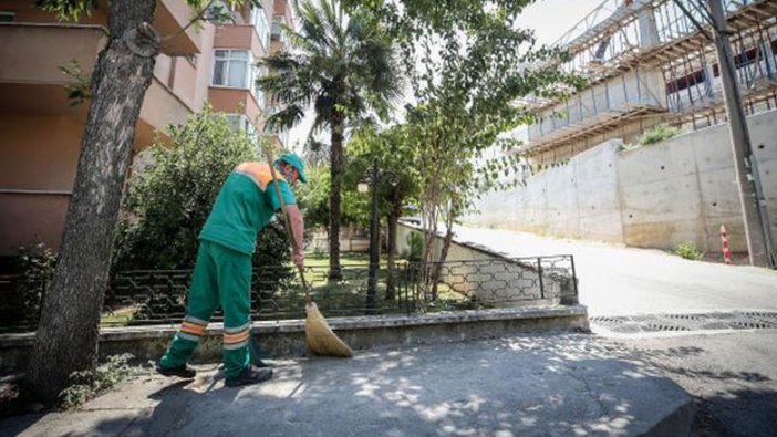 Yolda bulduğu 110 bin lirayı polise teslim etmişti! 3 şarkıcıdan...