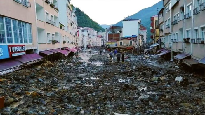 Giresun'daki sel felaketi AKP'yi ikiye böldü