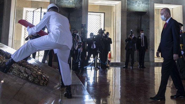 Erdoğan'ın Anıtkabir ziyaretinde bu sloganlar atıldı