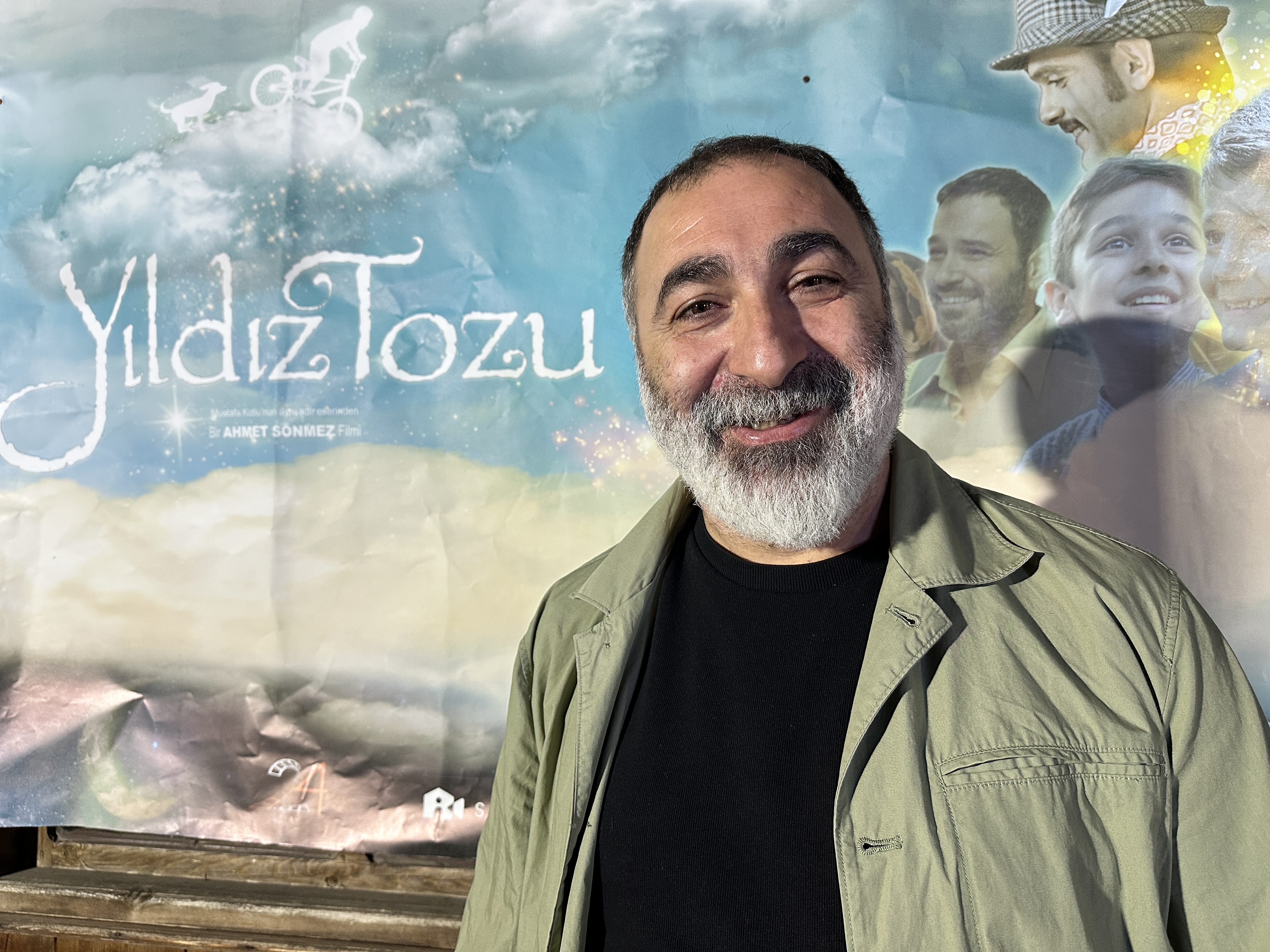 aa-20230930-32283703-32283702-yildiz-tozu-filminin-galasi-erzincanda-yapildi.jpg