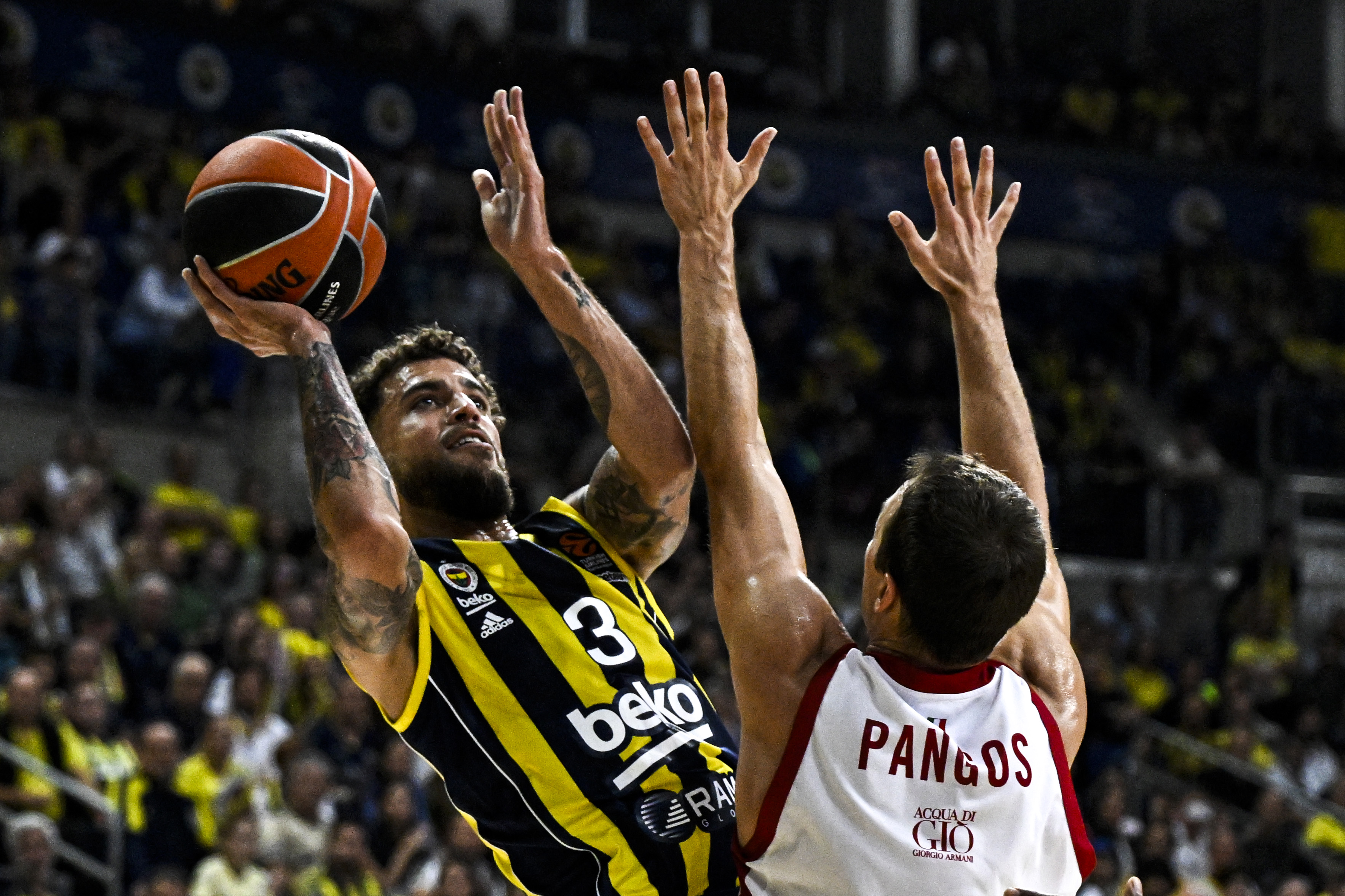 aa-20231006-32329551-32329550-fenerbahce-beko-ea7-emporio-armani-milan.jpg