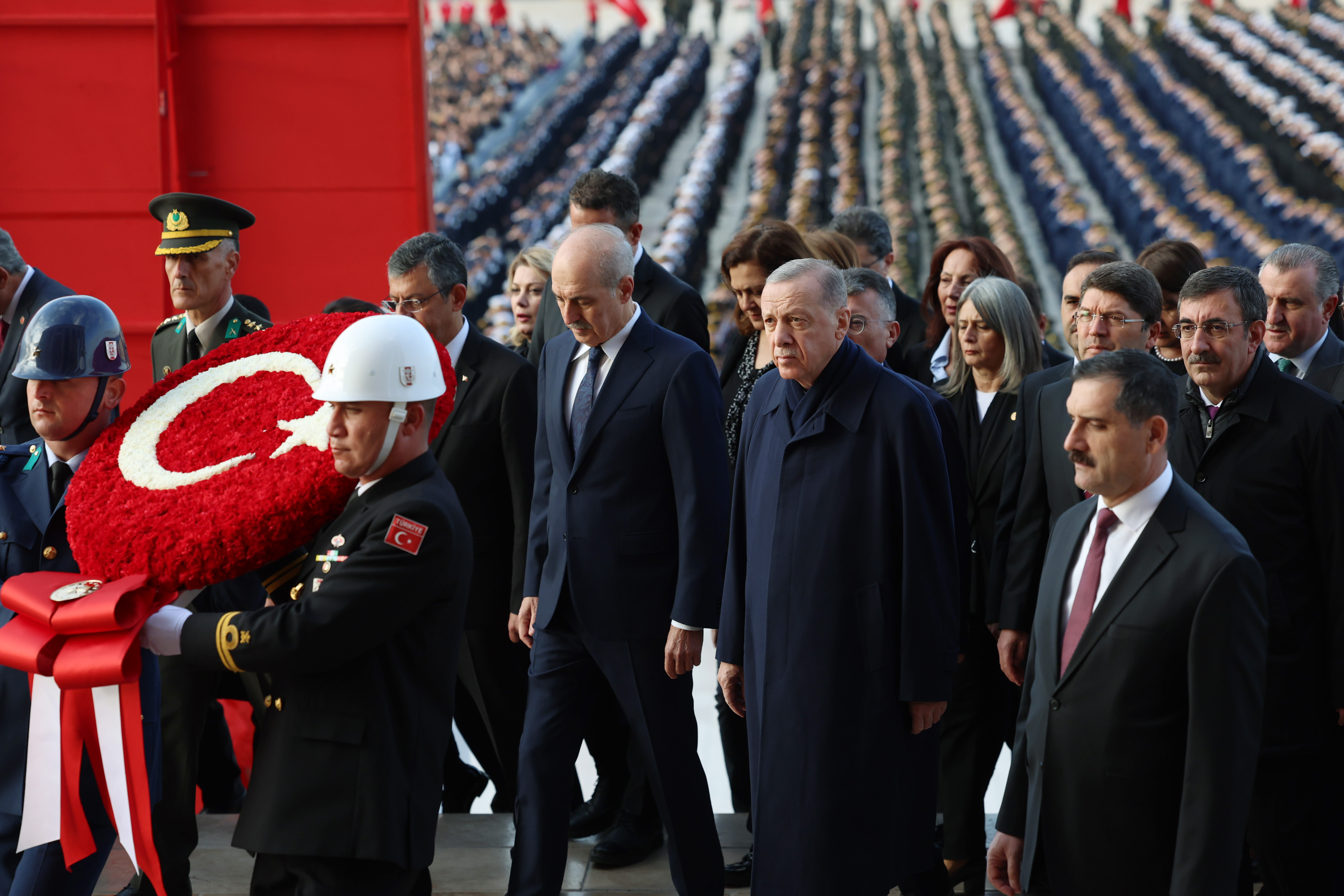 aa-20231110-32780859-32780853-state-ceremony-held-marks-85th-anniversary-of-ataturks-demise-at-anitkabir.jpg