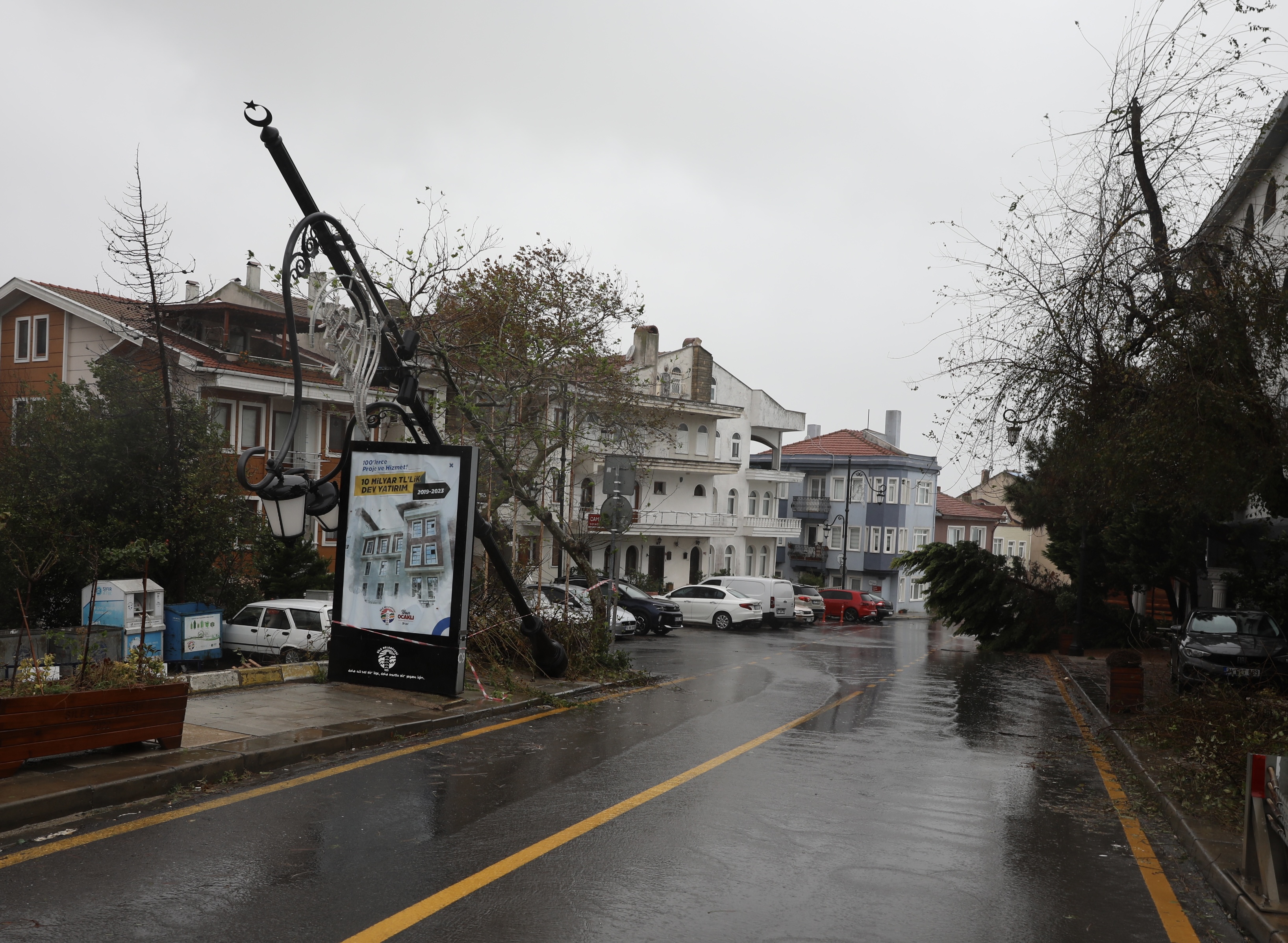 aa-20231119-32962021-32962018-heavy-rain-in-istanbul.jpg