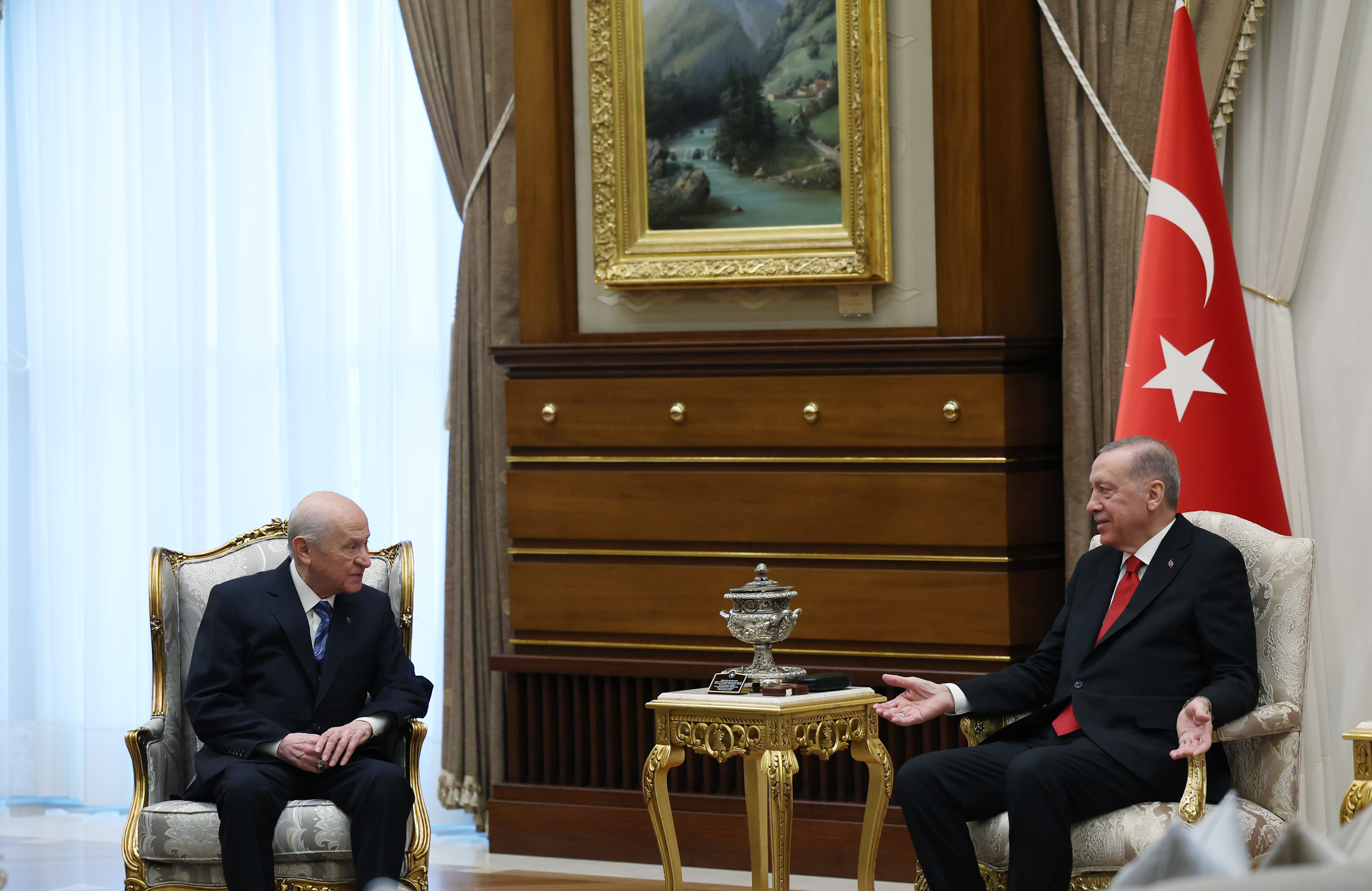 aa-20231129-33056394-33056391-recep-tayyip-erdogan-devlet-bahceli-meeting-in-ankara.jpg