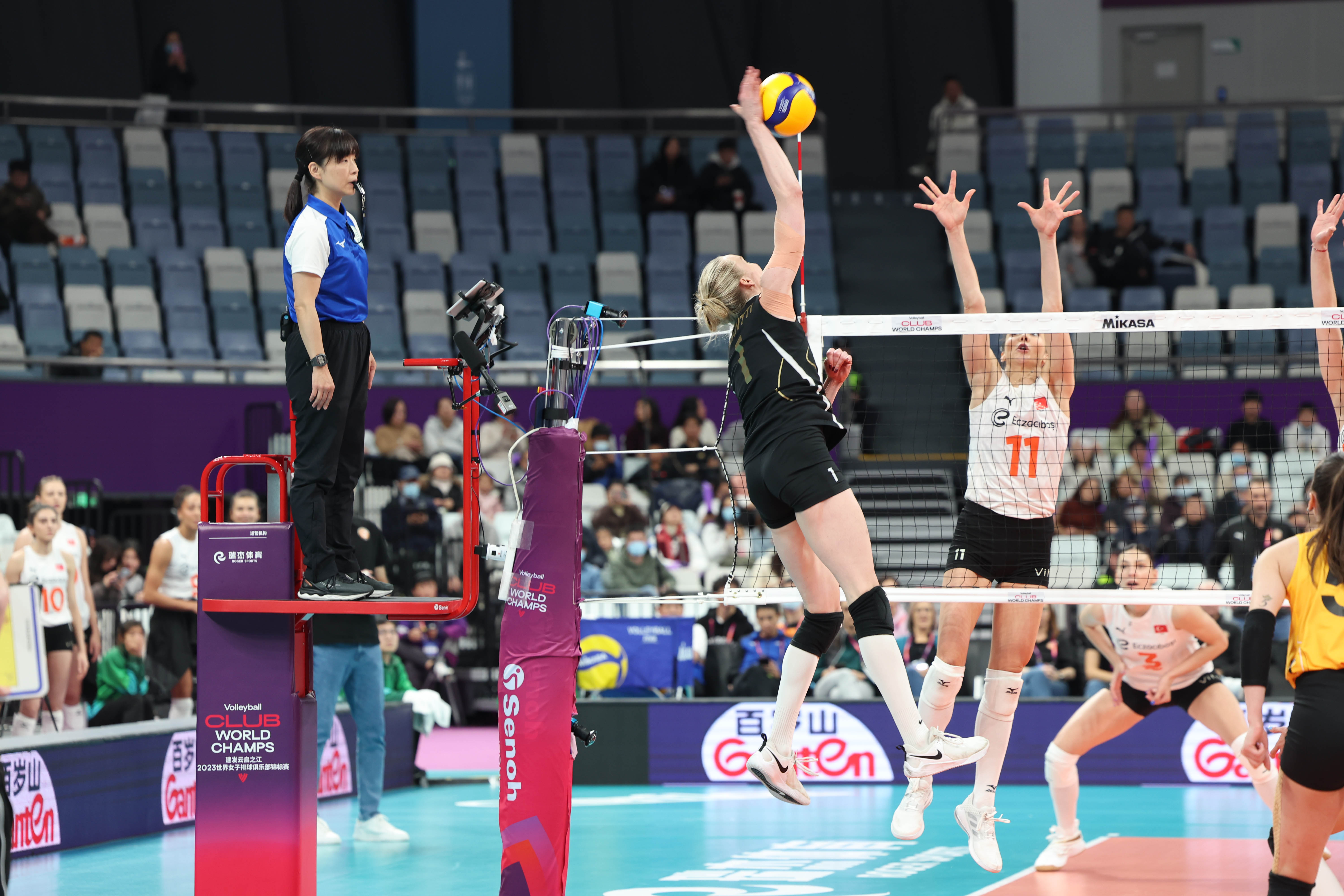 eczacibasi-dynavit-vakifbankfotograflar-8711-dhaphoto2.jpg