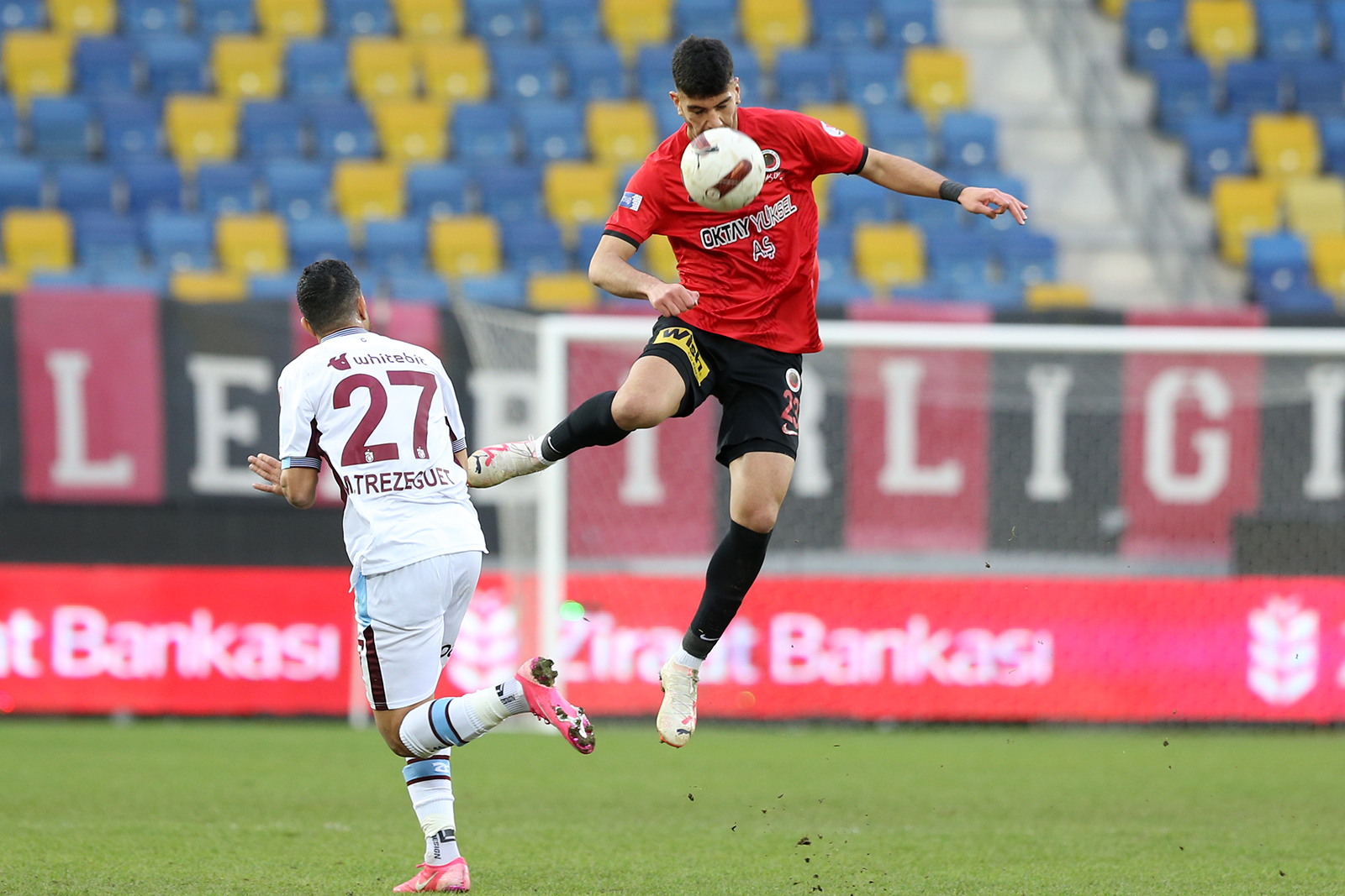 genclerbirligi-trabzonspor-fotograflar-6369-dhaphoto8.jpg