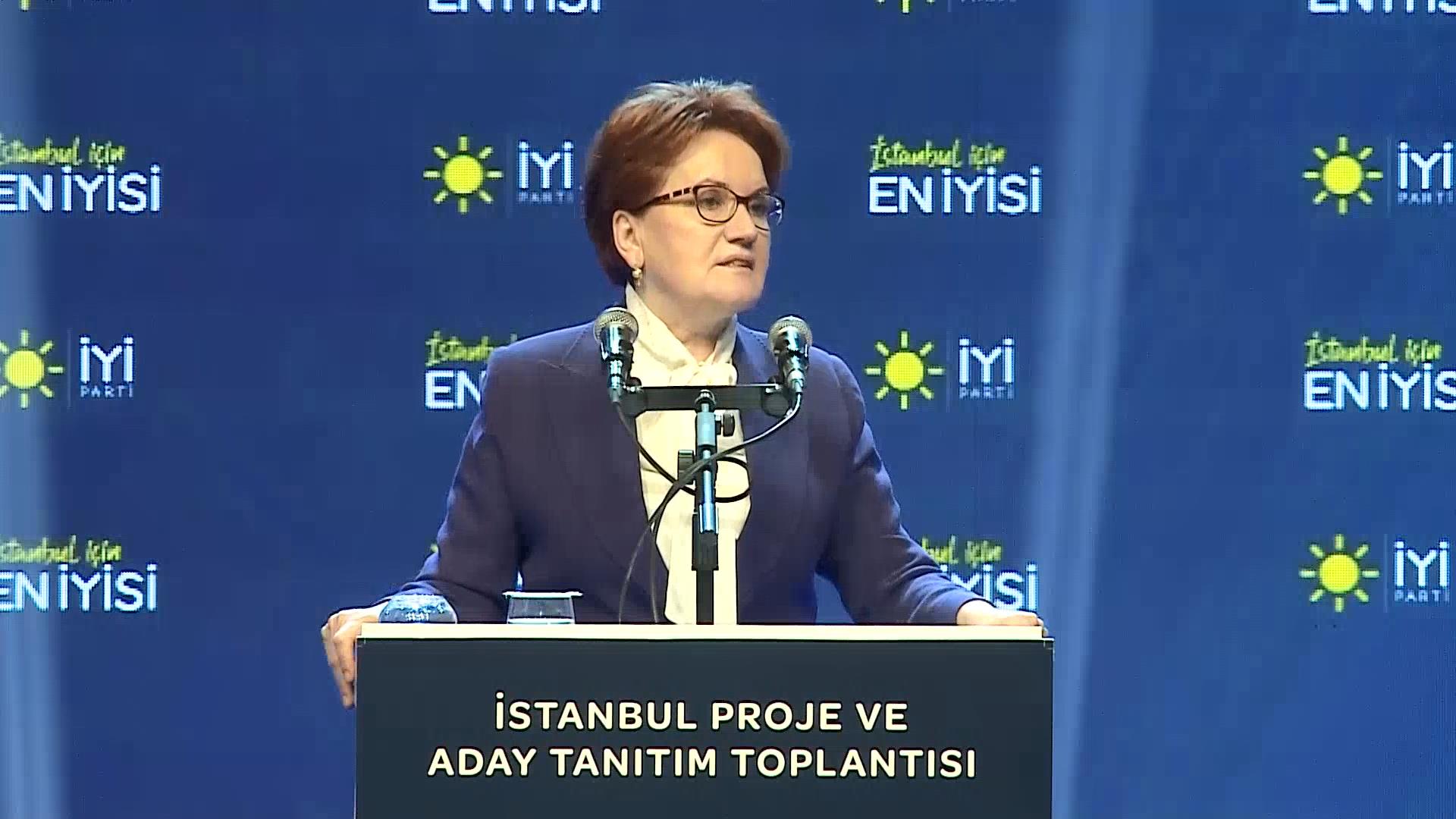 aksener-eli-genel-merkezde-gozu-baska-m-14523-2.jpg