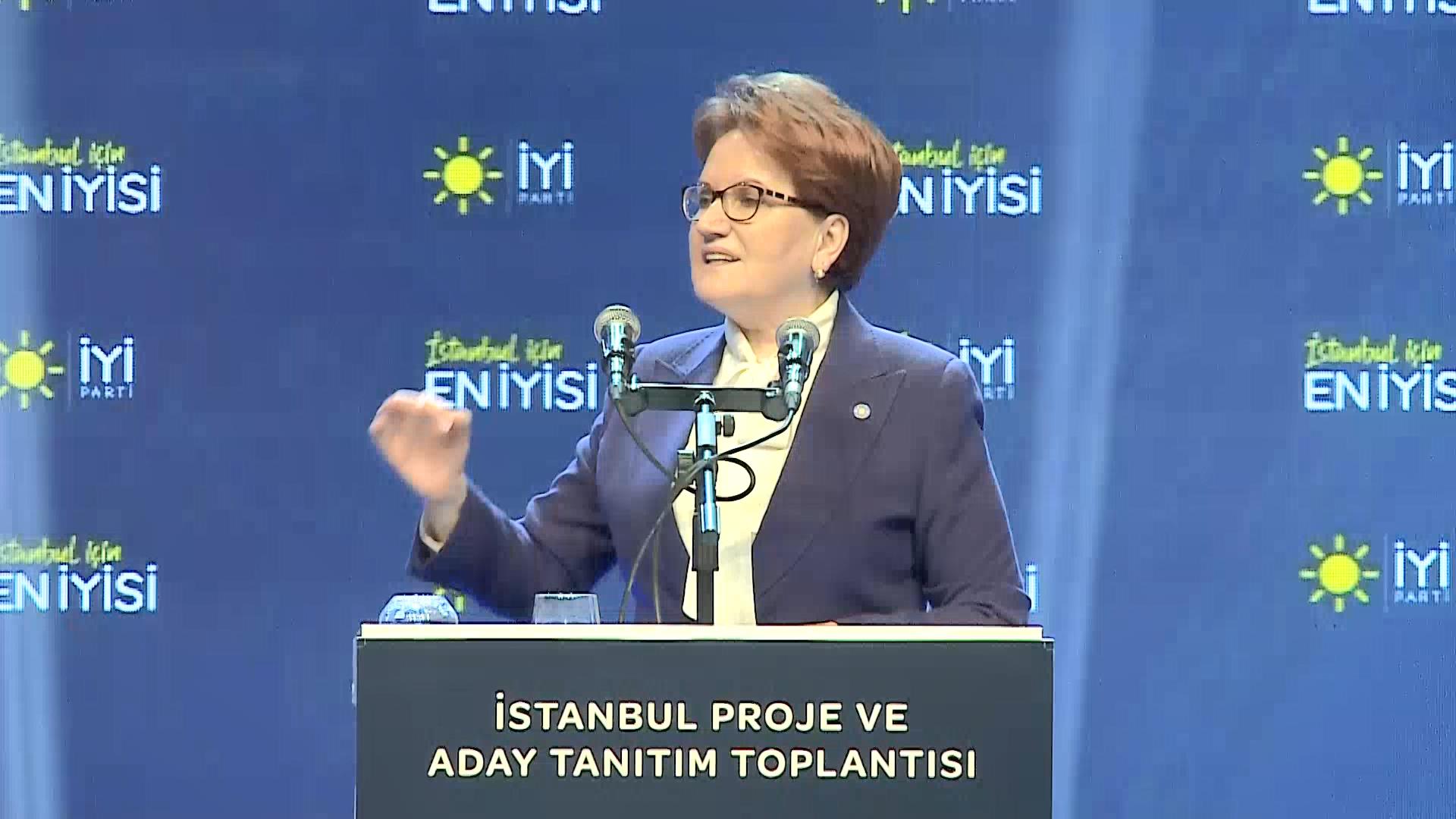 aksener-eli-genel-merkezde-gozu-baska-m-14523.jpg