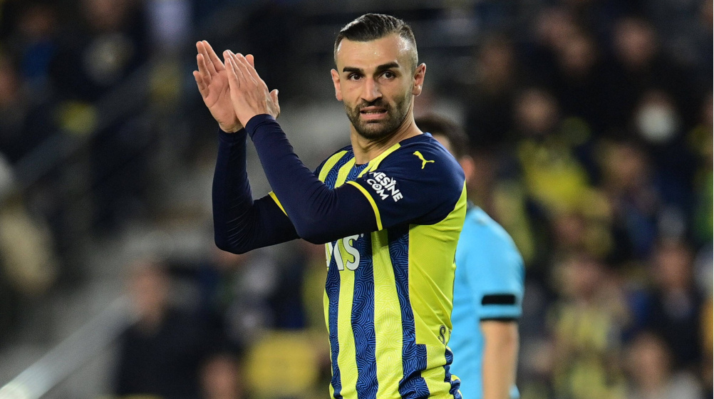 serdar-dursun-fenerbahce-2021-22-1653306082-85580.jpg