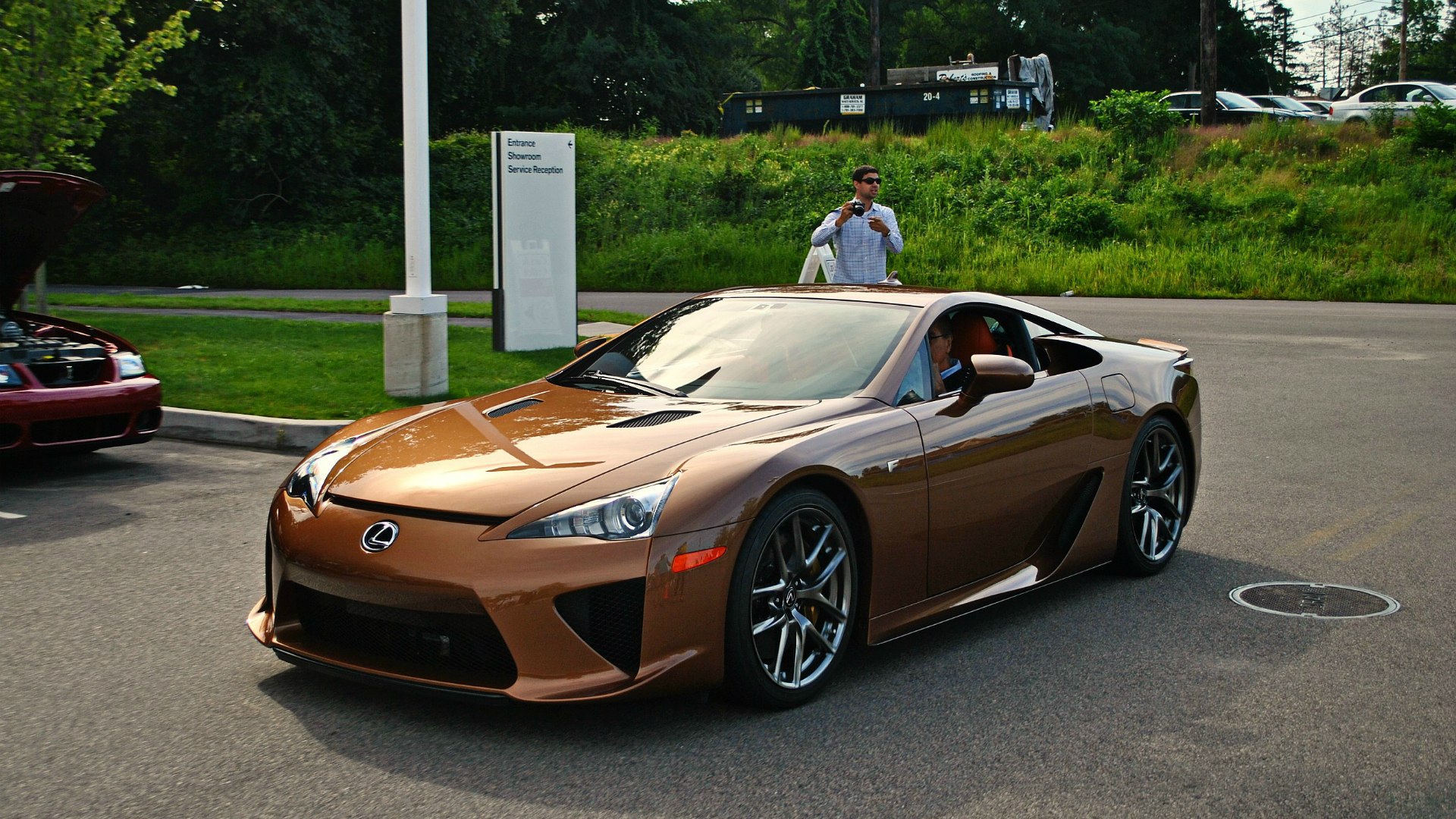 auto-lexus-brown-car-lexus-lfa-094702.jpg