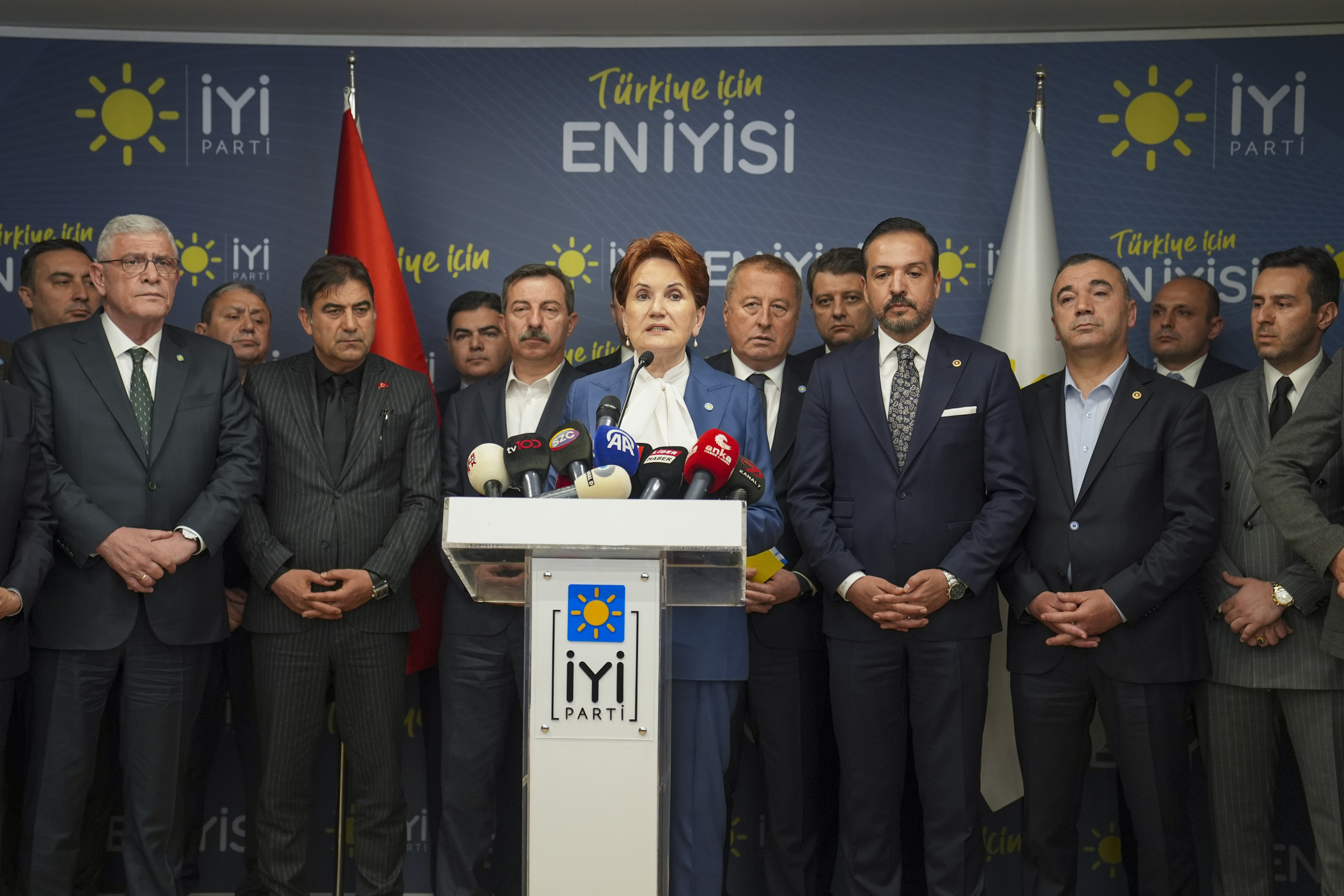 aa-20240401-34156894-34156888-iyi-parti-genel-baskani-meral-aksener.jpg